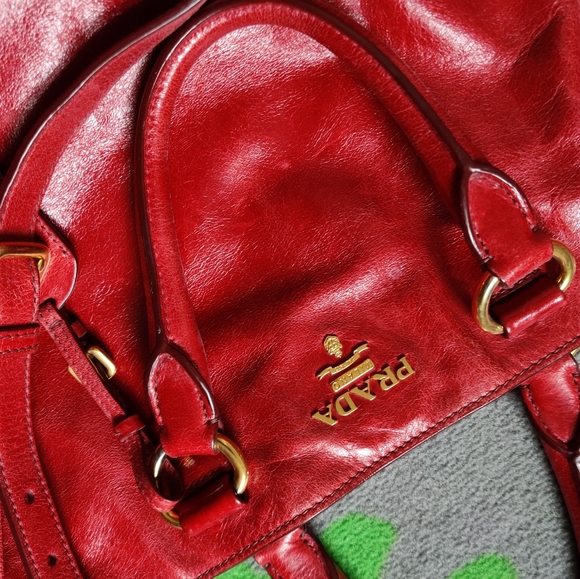 Women's Prada bag - Picture 4 of 8